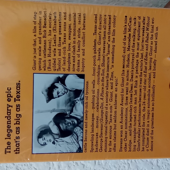 The movie 'GIANT' on VHS. - Picture 12 of 17